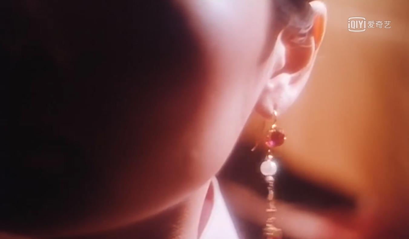 陈凯歌代表作是什么,陈凯歌执导张国荣巩俐周迅出演