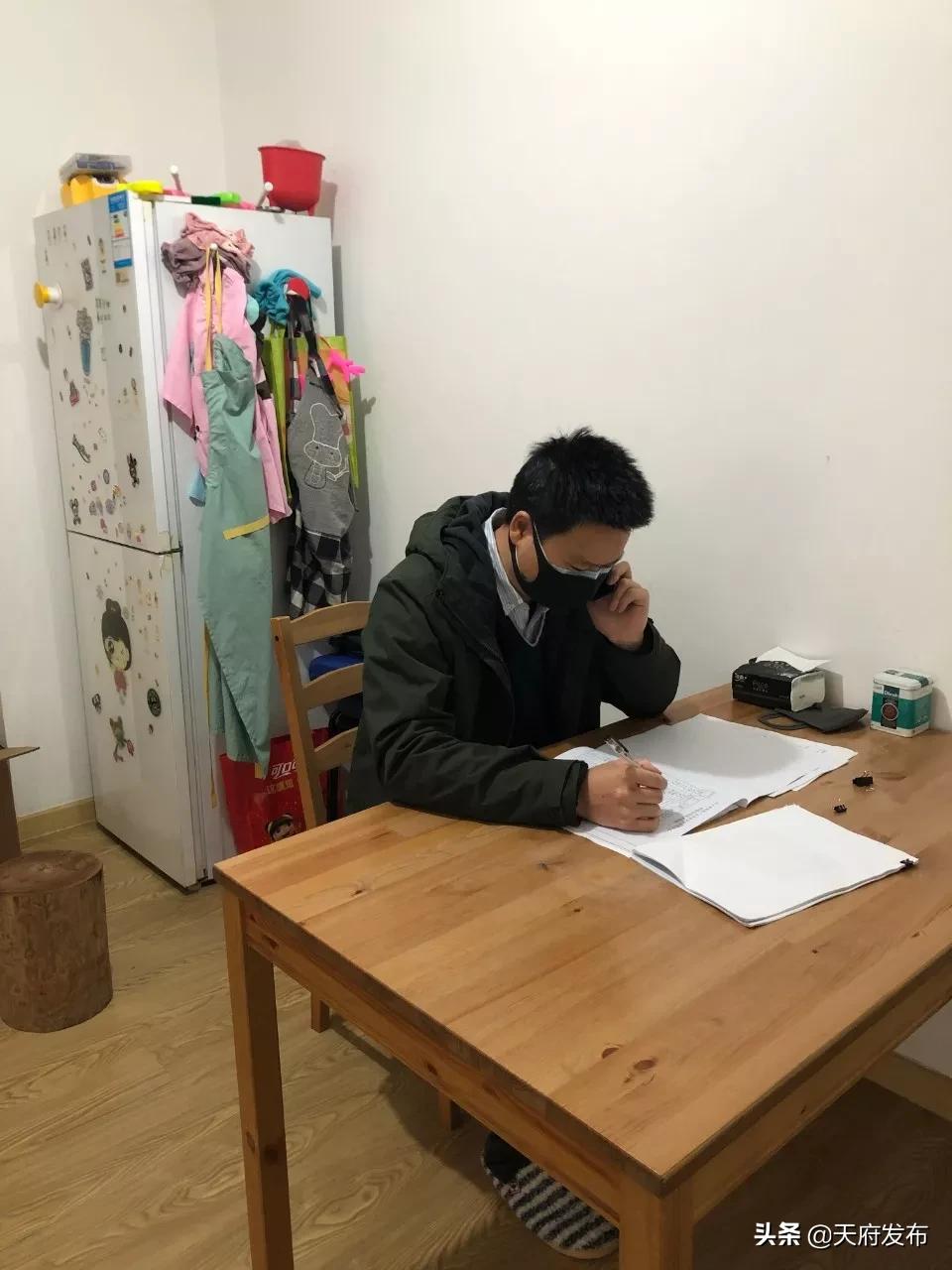 *党**旗飘扬|手肿了，嗓子哑了，手机号被封了……都是为了排查