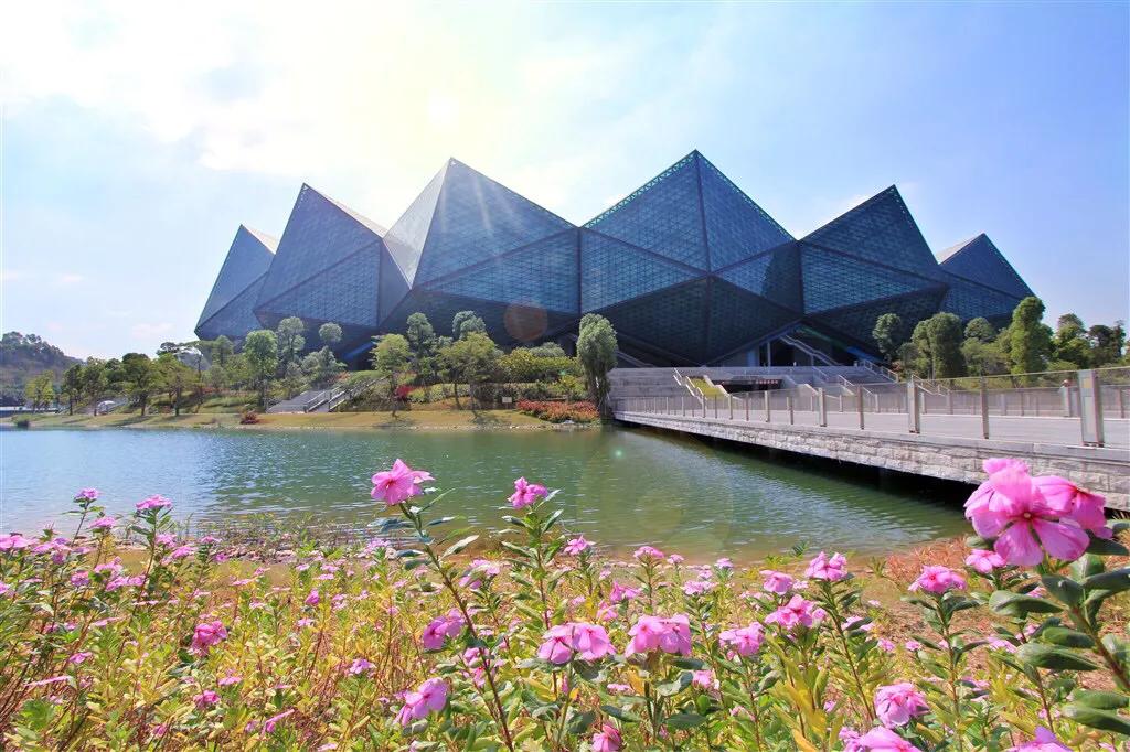 湖泊风景区推荐,深圳十大免费主题公园
