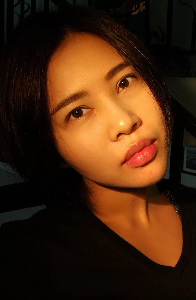 对付脸垮和法令纹，我颇有点研究心得