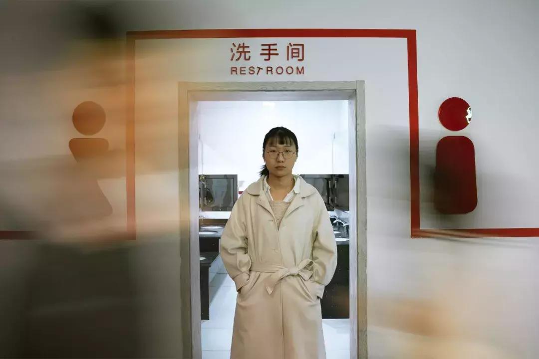 身体不能由自己做主,自己的性别不是自己决定的