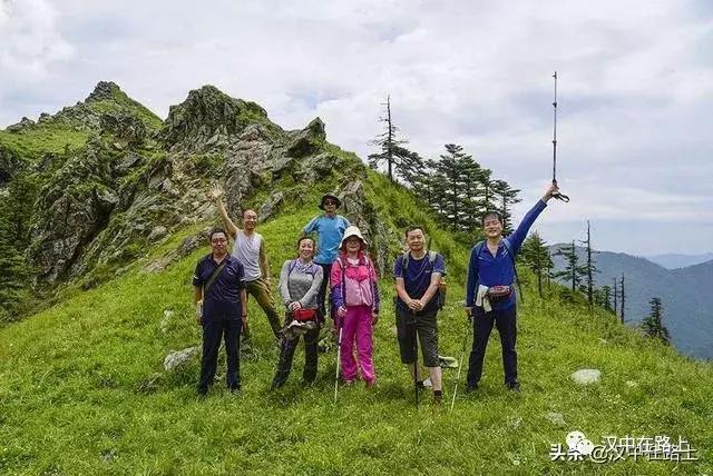 探秘汉中,汉中一村子窜入野生羚牛