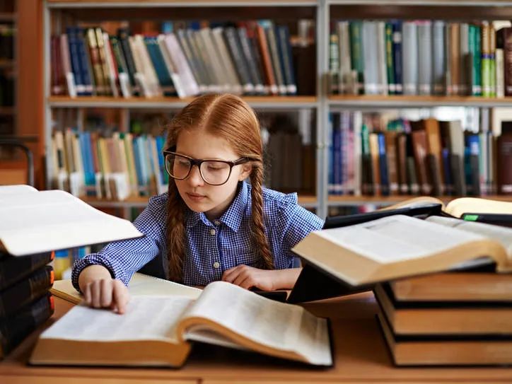 如何引导孩子读英文原版书,为什么让孩子们读英文书