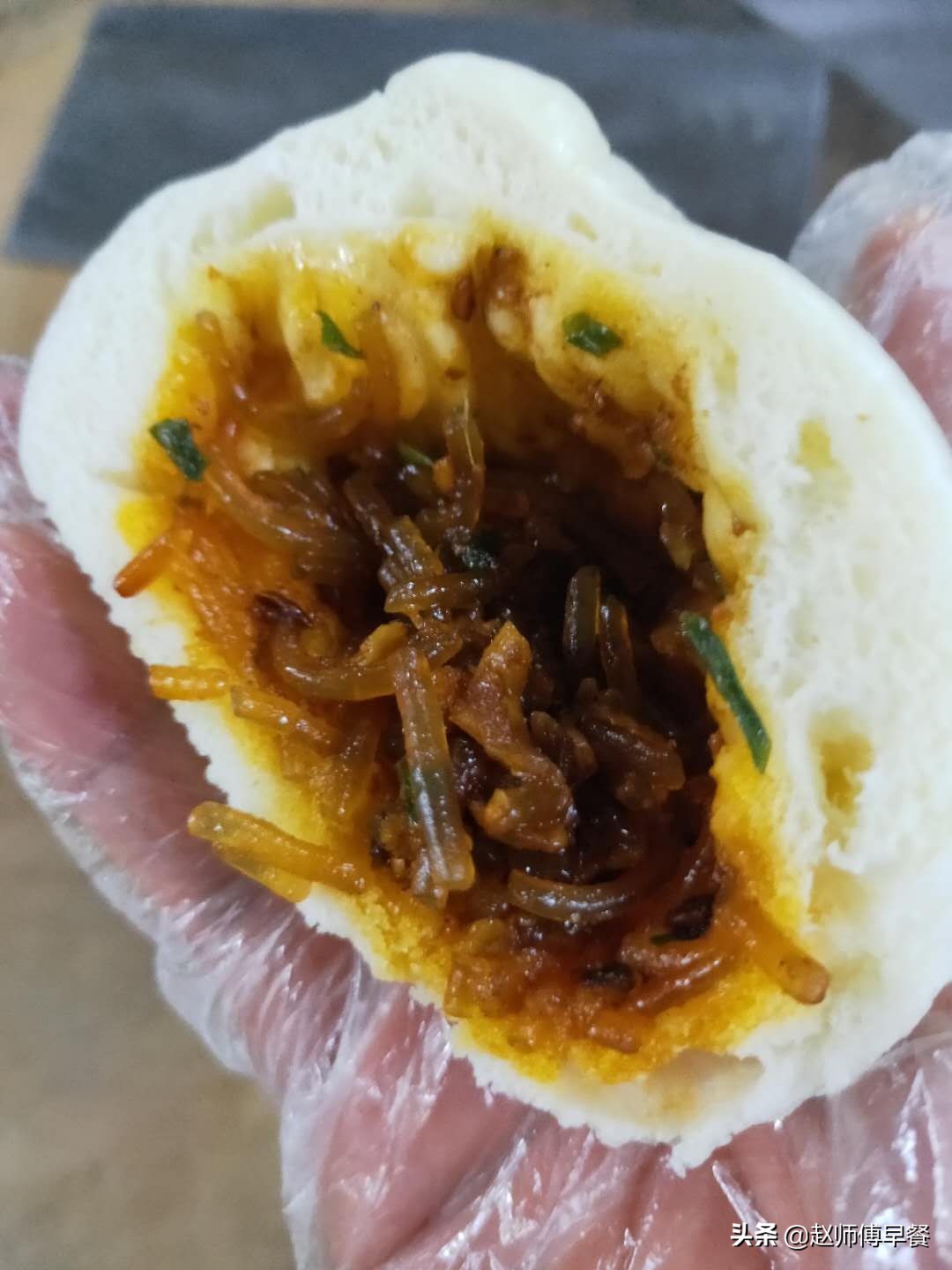 300克面粉放多少酵母发面做包子,包子发面1000克面粉和水的比例