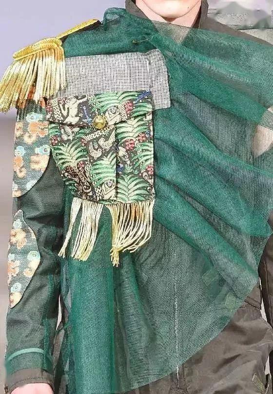 解构与重组设计图片,拼贴服装设计灵感