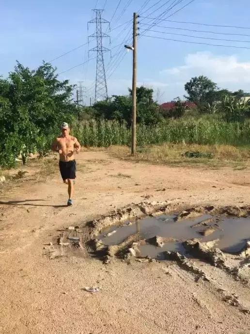 一年胖40斤减肥成功案例,成功减肥90斤的胖子