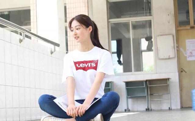 领诵归来后，中国传媒大学校花冯琳，新的努力方向是什么？