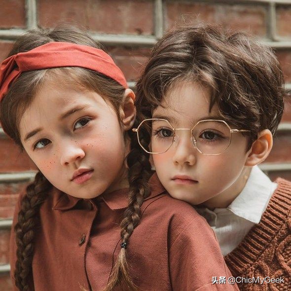 混血兄妹萌视频,美韩混血双胞胎网红