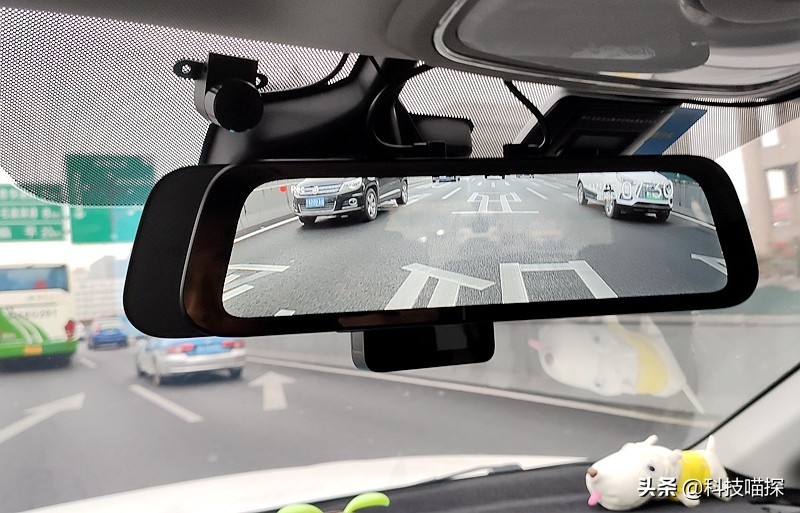 xt5流媒体后视镜怎么看行车记录仪,什么是流媒体后视镜行车记录仪