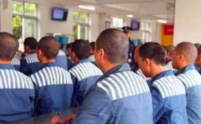 当年轰动一时的高考0分英雄,高考0分的白卷英雄如今过得怎样