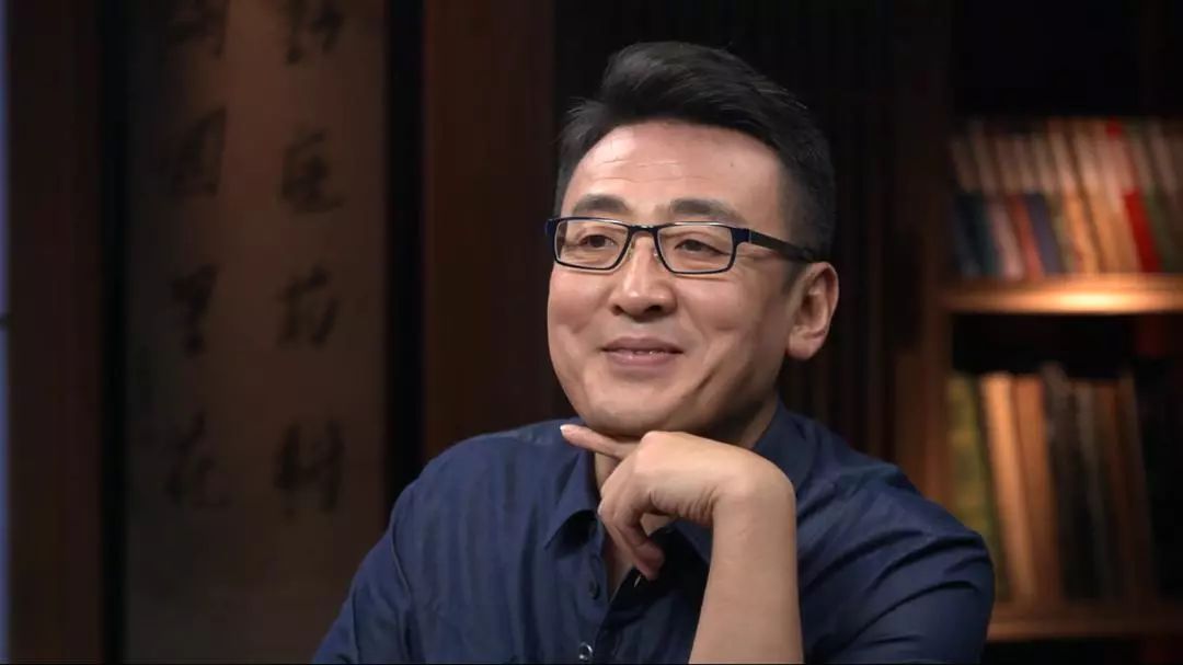 四个人坐在一起聊天的是什么节目,4个人坐在一起聊天的节目