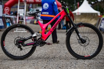 自行车套件的领头羊Shimano和SRAM的比较，区别到底有多大？