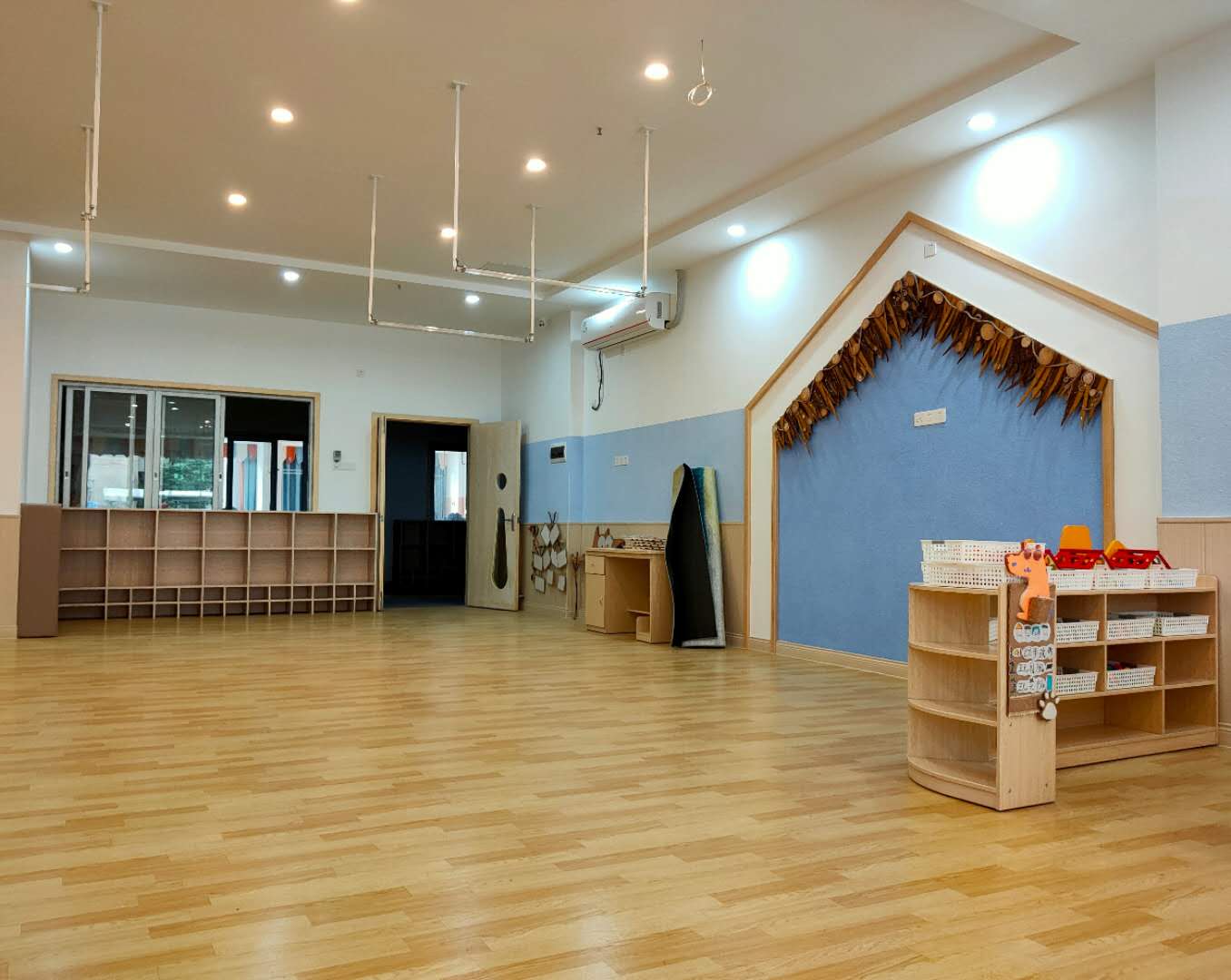 斑马装饰店,斑马装饰花垣