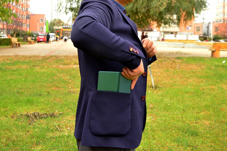 消除蓝光和频闪，墨案MIX7阅读器体验，堪称随身图书馆