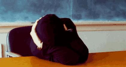 额头闷痘长痘用什么护肤品,脸上老是长痘痘用什么护肤品