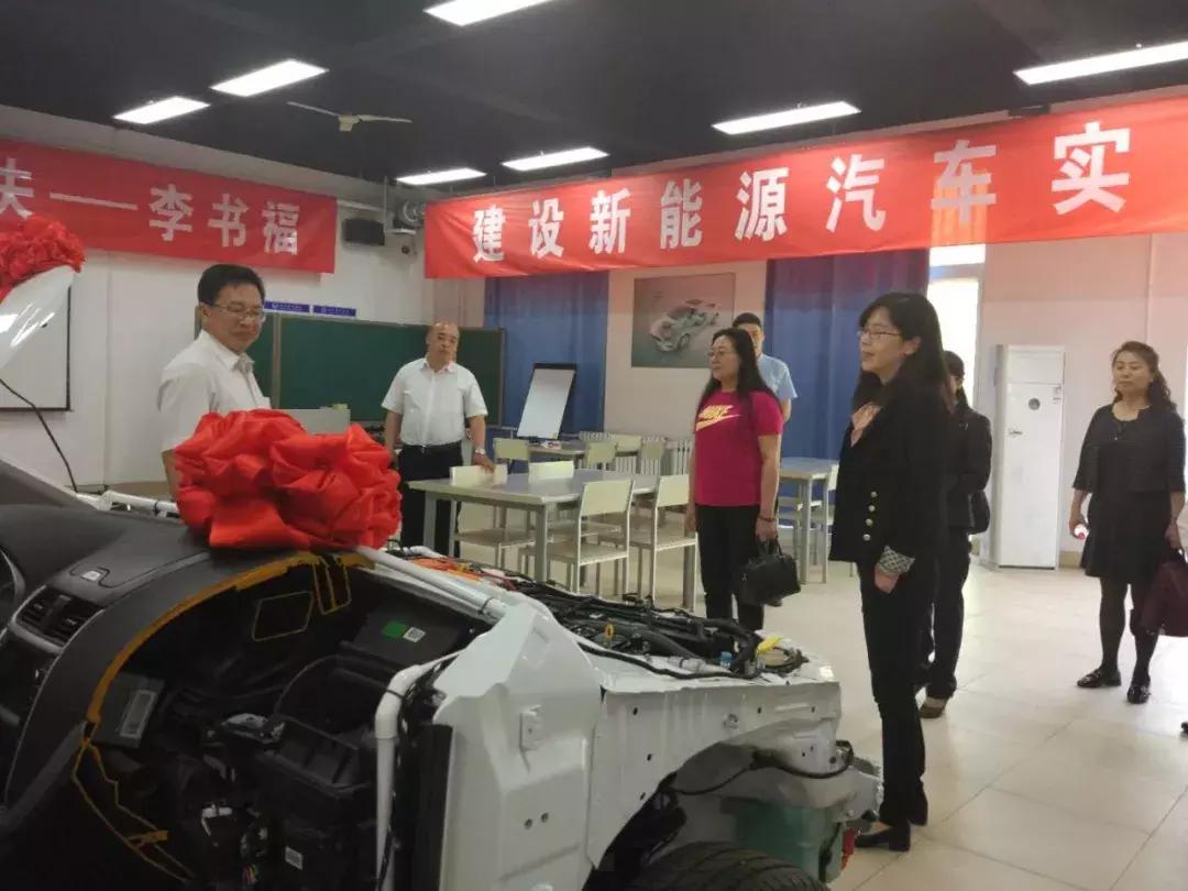 内蒙古能源职业学院走出去淘金，引进来发展