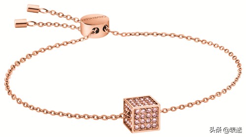 calvinklein龙年新春系列,白色情人节2022年1月16日