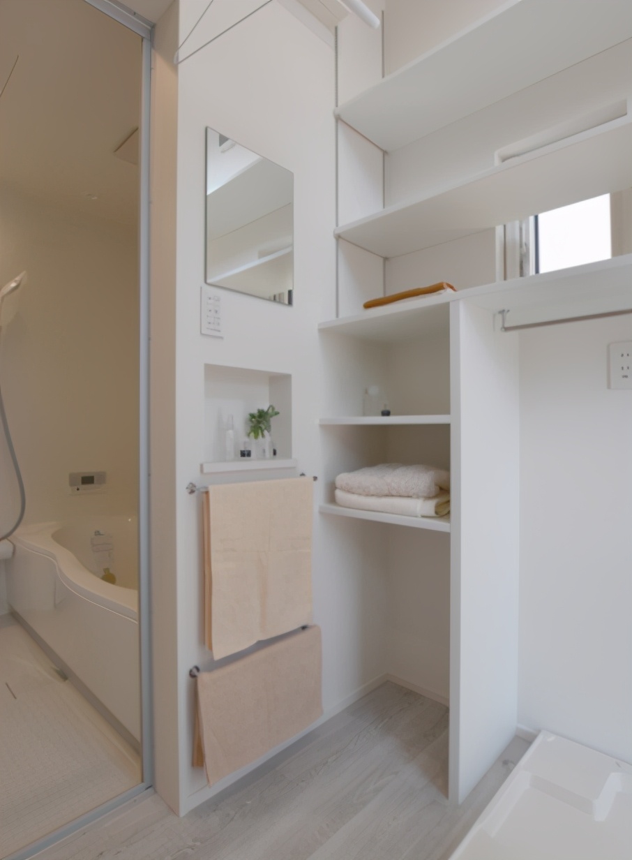 日本晾晒区连通卫生间，2个功能区优势互补，堪称“黄金”大套间