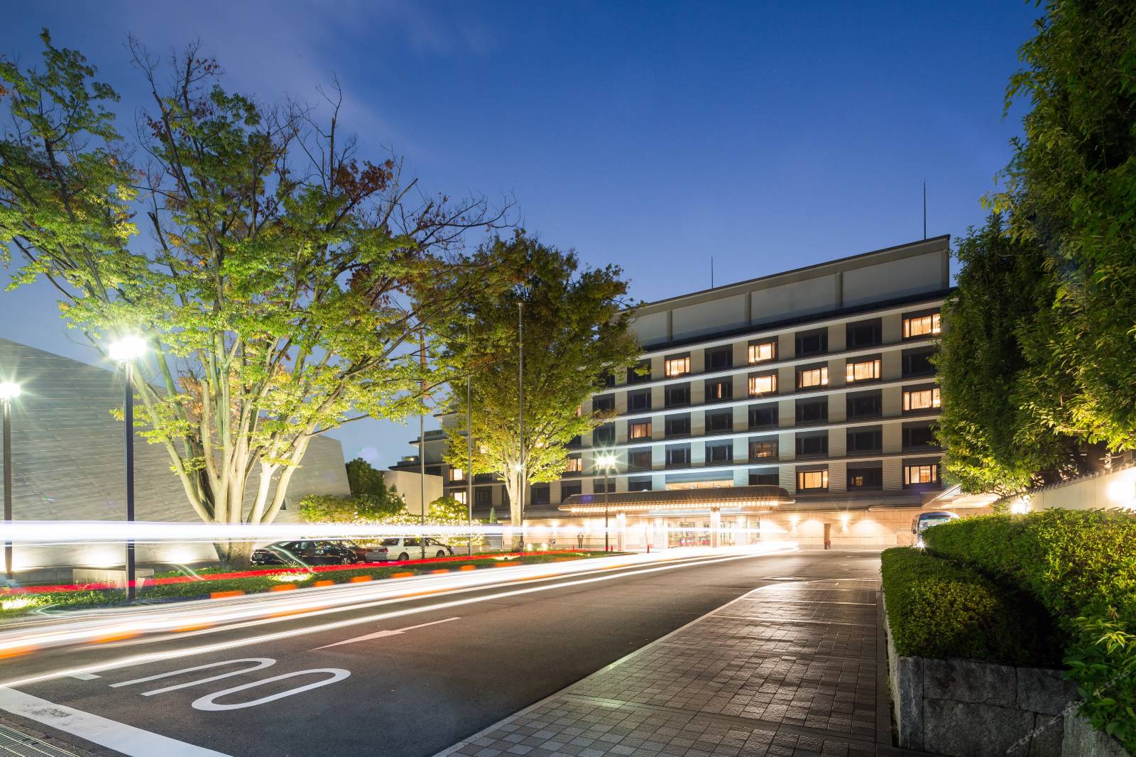 这才是安倍晴明——争信安仁拜路尘