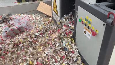 茅台酒摔碎了视频,雷朋眼镜卡地亚