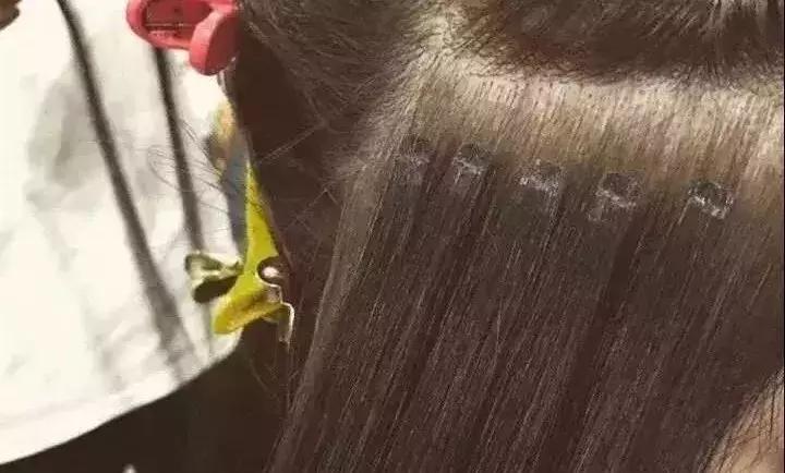 维多利亚贝克汉姆的发型,维多利亚贝克汉姆当年的时尚