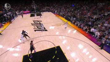 nba西决太阳31快船夺赛点,nba消息今日比赛快船