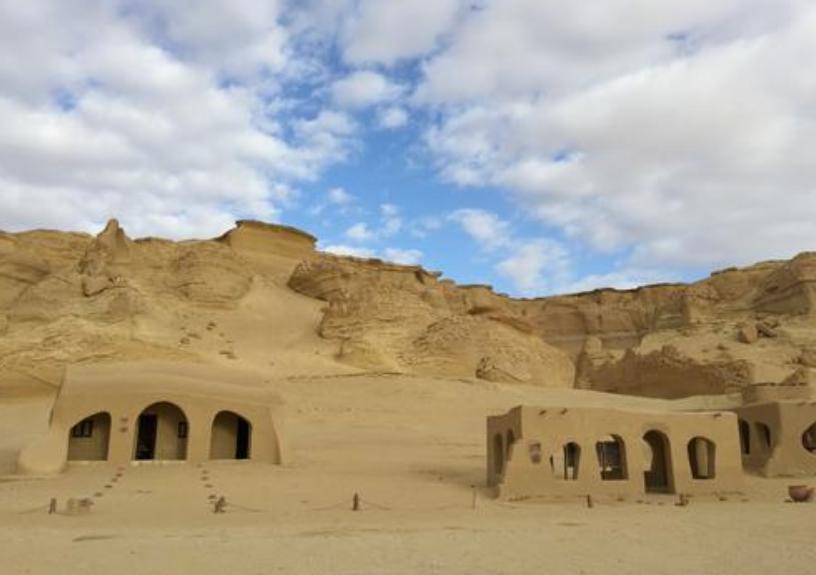 沙漠那么多沙子为什么不用来建房,沙漠的沙子为什么不能做建筑砂