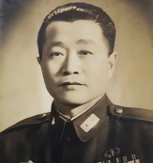 1955年军队授衔都授了什么军衔,1955年授予中将军衔的将军名单