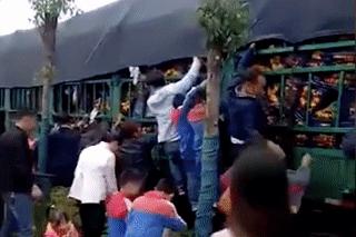 老人为什么喜欢说一套做一套,爸爸说一套做一套