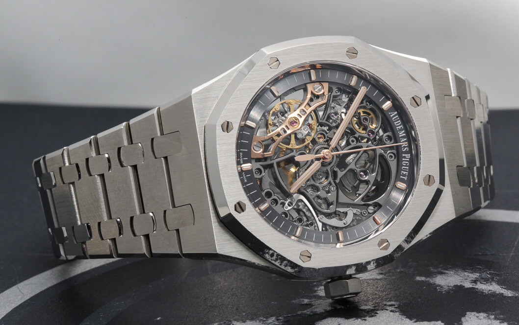 金表好看还是银色好看,金表和钢表哪个更保值