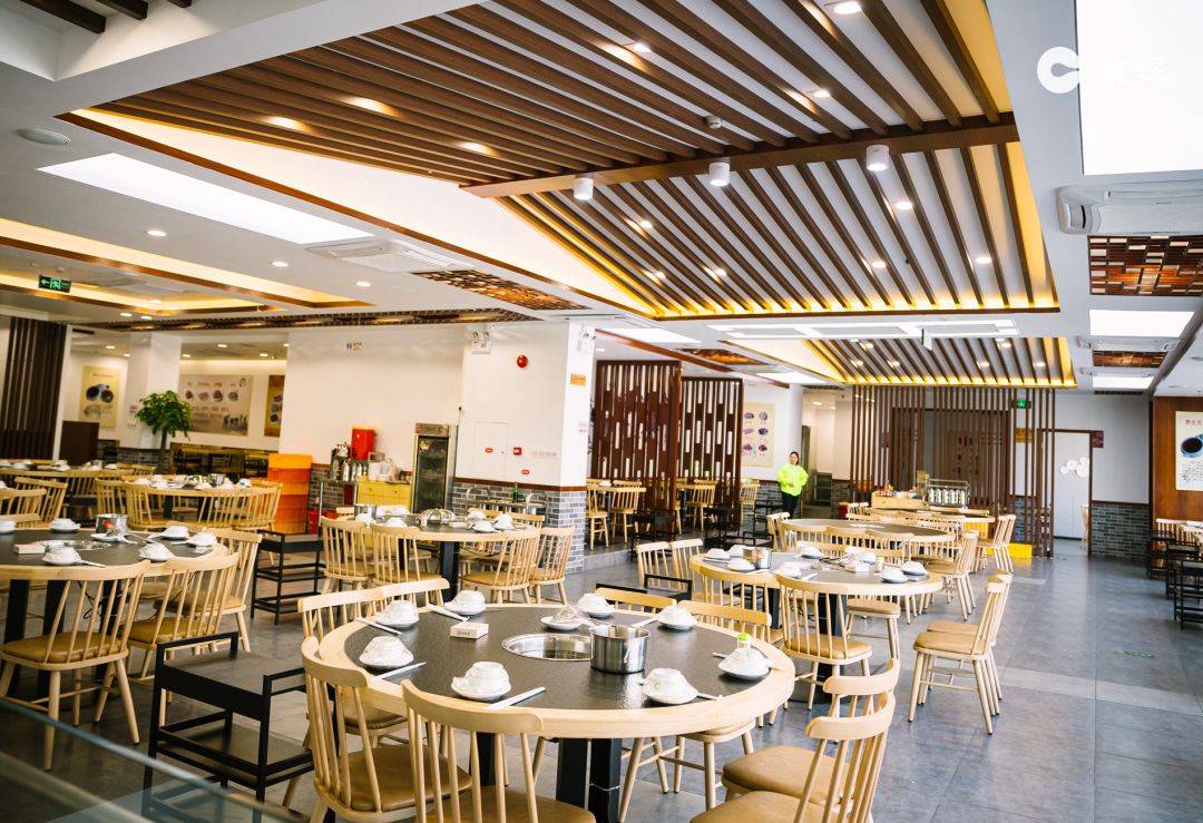 这家牛肉火锅好吃又实惠,一家值得品尝的牛肉火锅店