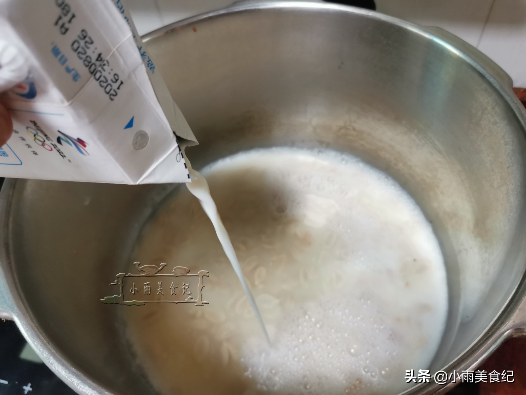 寒露到了不妨喝一碗养生粥,花生牛奶怎样煮好喝