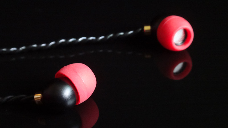 巫·潘多拉入耳式女性耳机适合睡眠时佩戴的耳机