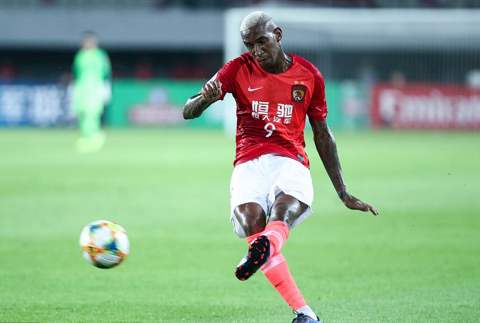 继续度假！25岁外援去巴厘岛后赴泰国游玩，恒大9月份只有3场比赛