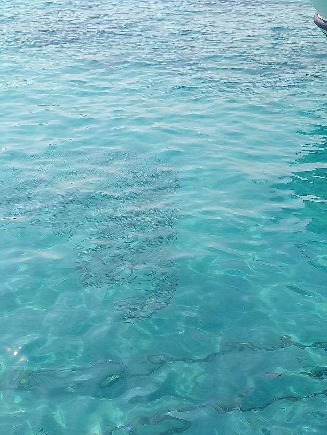 蜈支洲岛到天涯海角有多远,蜈支洲岛和天涯海角哪个好