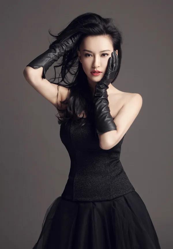 麻辣女神莫小棋，魅力无限