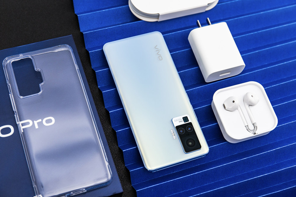 vivoX50Pro评测，微云台玩出手机摄影新高度，值不值得买看需求