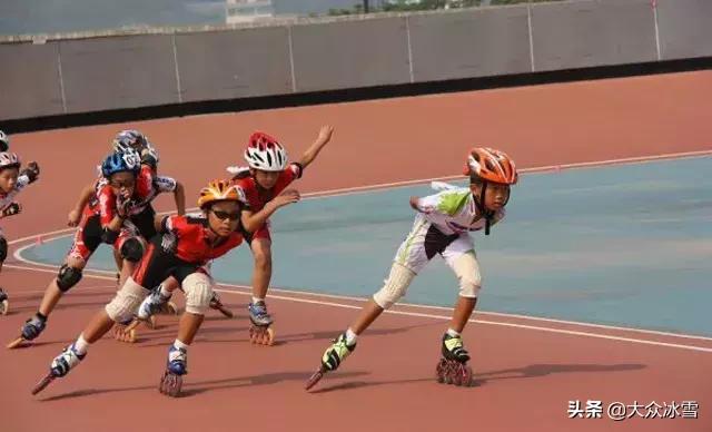 滑轮轮滑,滑轮滑和滑冰有什么区别