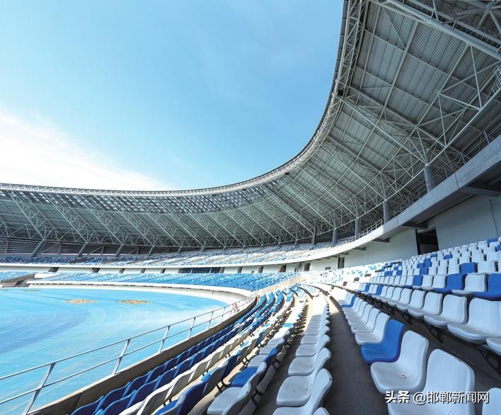 苍穹下精灵众王得其三什么意思,苍穹下的瑞克大叔摄影