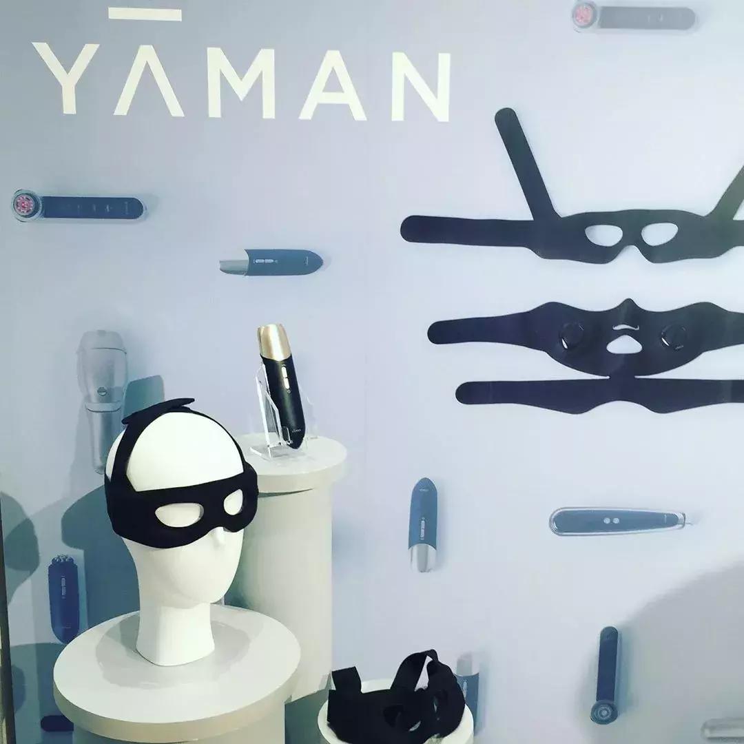 张天爱睡觉也照的天价大排灯，竟然有人找到了30元的同款替代？