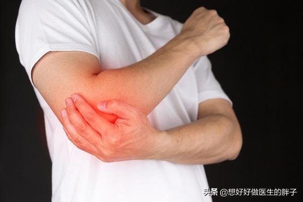 胳膊用力过度后胳膊肘疼怎么回事,胳膊肘劳累过度关节疼痛用什么药