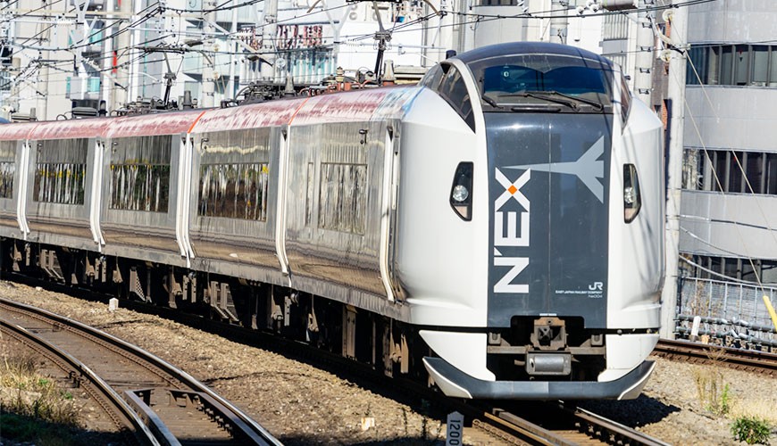 中国人可以去日本考驾照吗,中国人去外国能开车吗