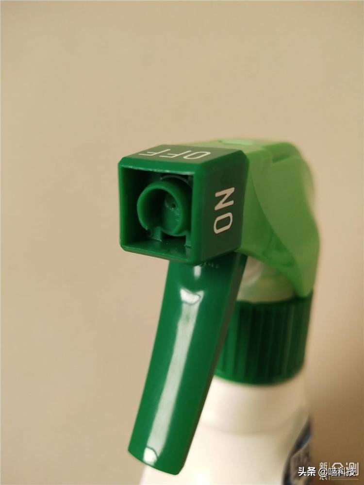 对付螨虫最好的办法就是除螨喷雾,除螨喷雾去除螨虫床上免洗家用