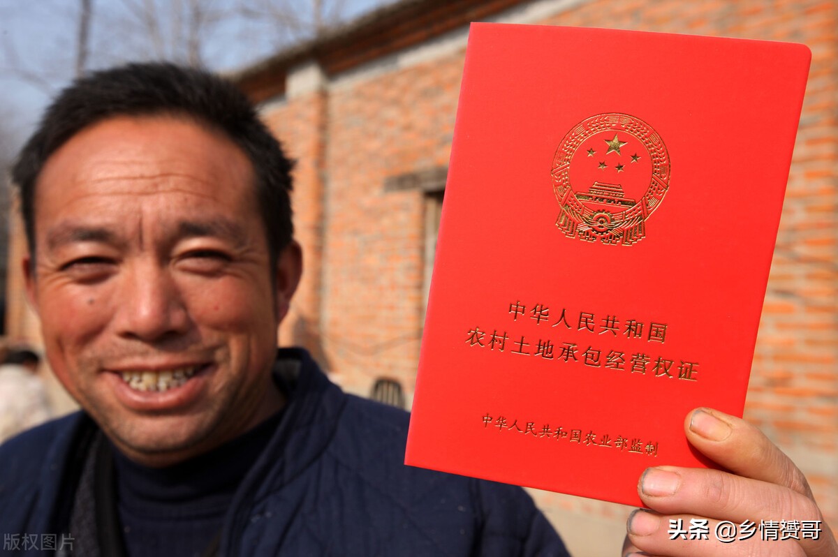 农村户口转城镇户口宅基地怎么办,农村户口转城镇以前农保怎么办