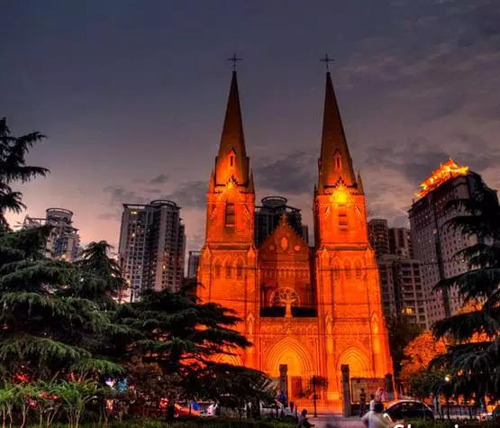 上海的魅力在什么地方,上海十六个区哪个区最好