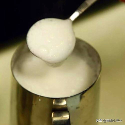 奶泡机打出来的奶泡粗糙,奶泡打不浓密