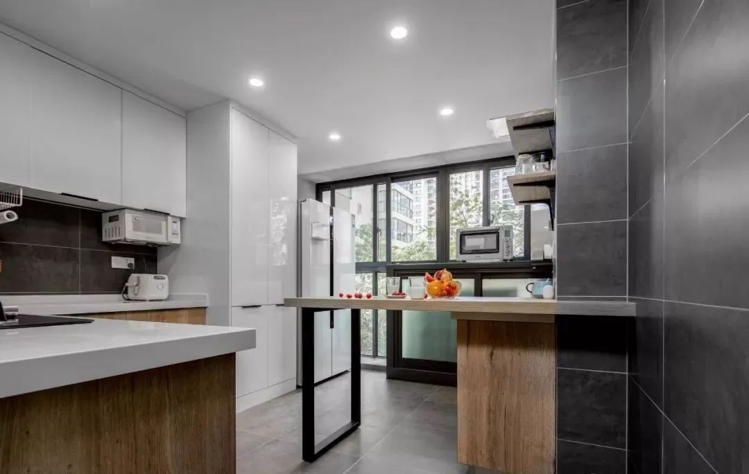 实用的吧台设计,设计感实用性比较强的吧台