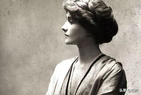 她以咖啡之名，成就了一段时尚传奇