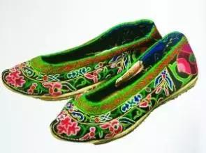 传统纯手工绣花鞋,中国风手工刺绣绣花鞋