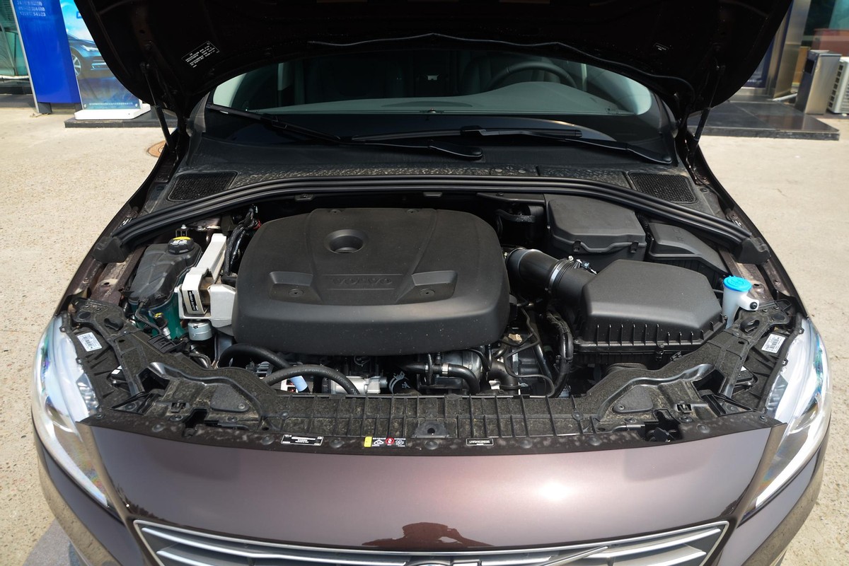 沃尔沃s60后背盖无钥匙失效,沃尔沃s60钥匙丢了一把怎么办